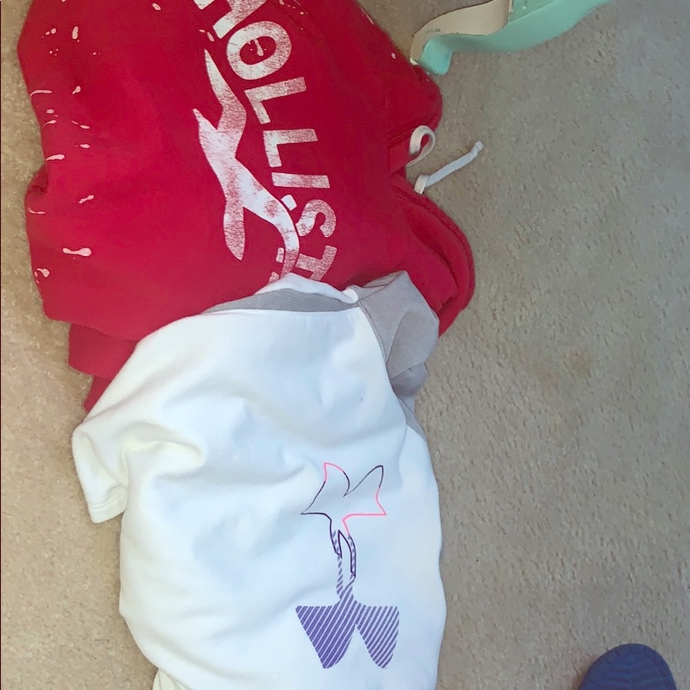 Hollister and under armor sweatshirt